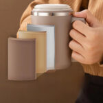 Caneca Térmica com Tampa: Café Quente por Horas. - Imagem 9